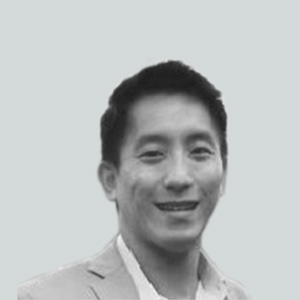 Headshot of Andrew Chow Strategy Consultant