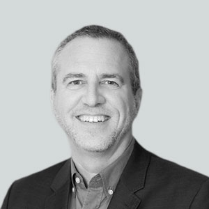 Headshot of Kirk Thompson - Marketing & Digital Consultant